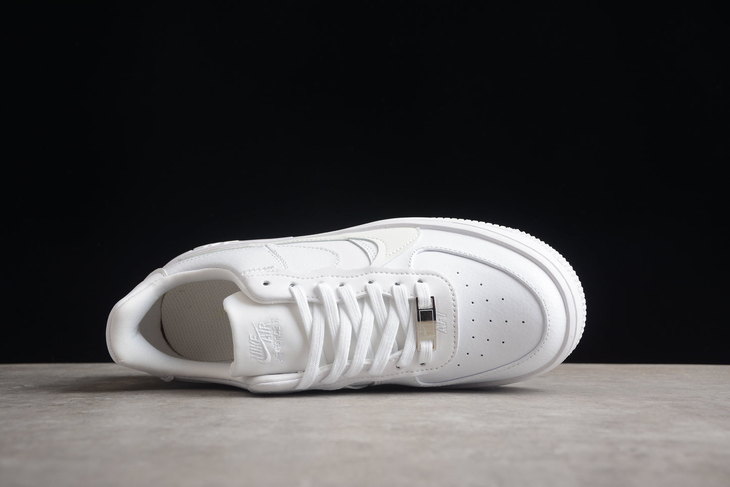NK Air Force 1 DJ9946-100