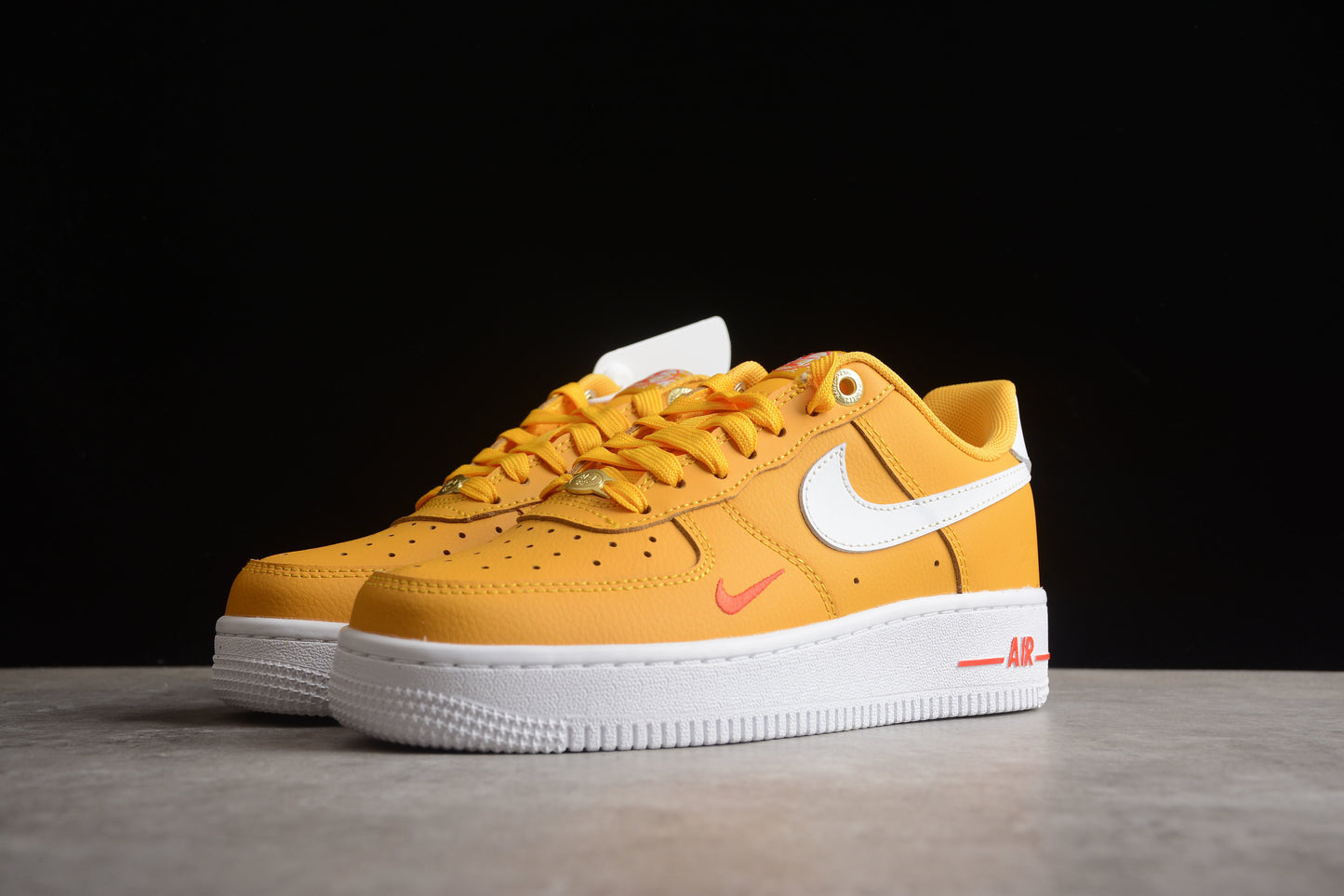 NK Air Force 1 DQ7582-700