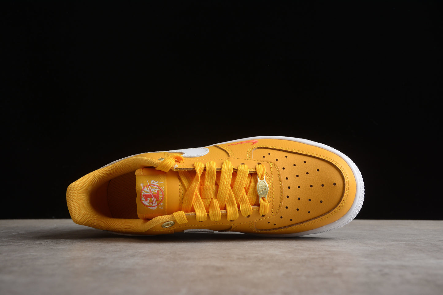 NK Air Force 1 DQ7582-700