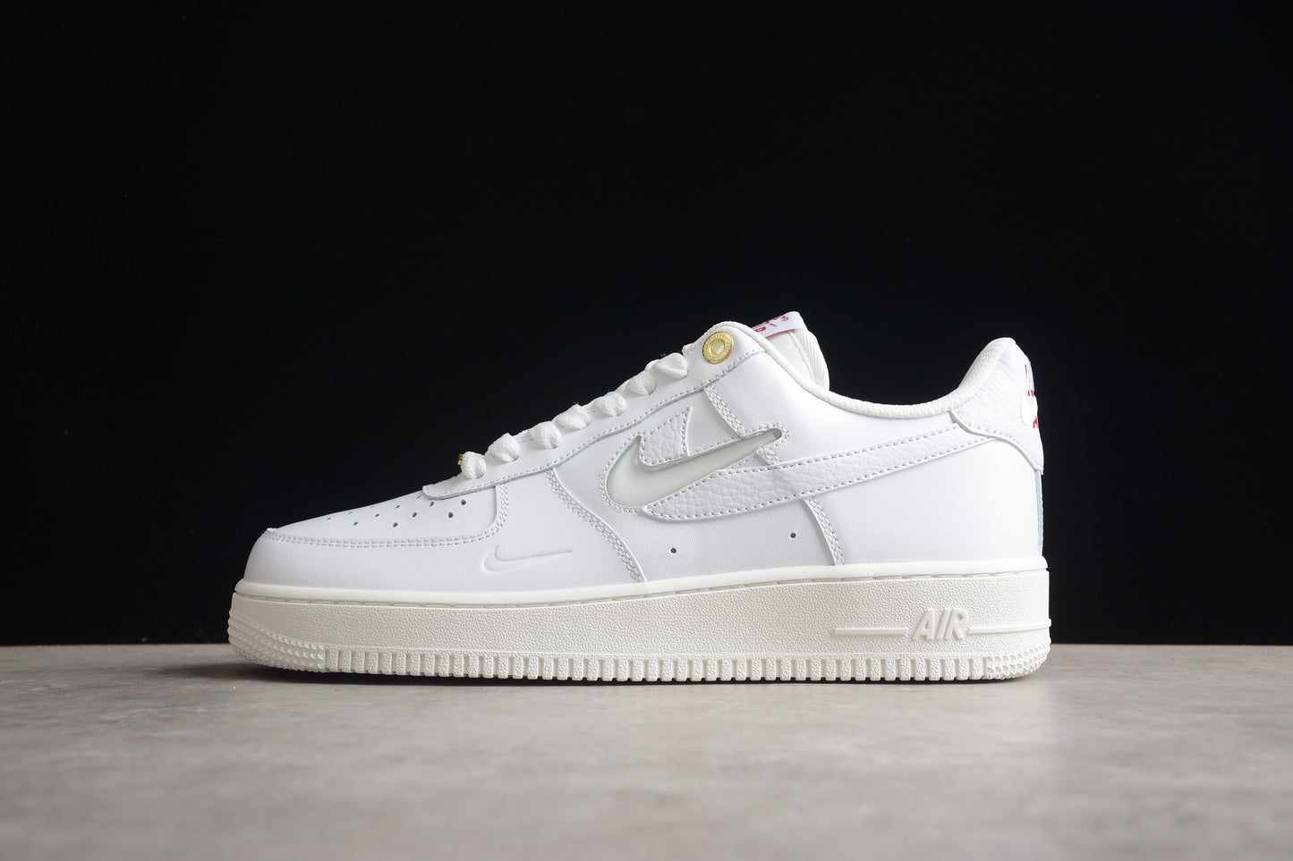 NK Air Force 1 DQ7664-100