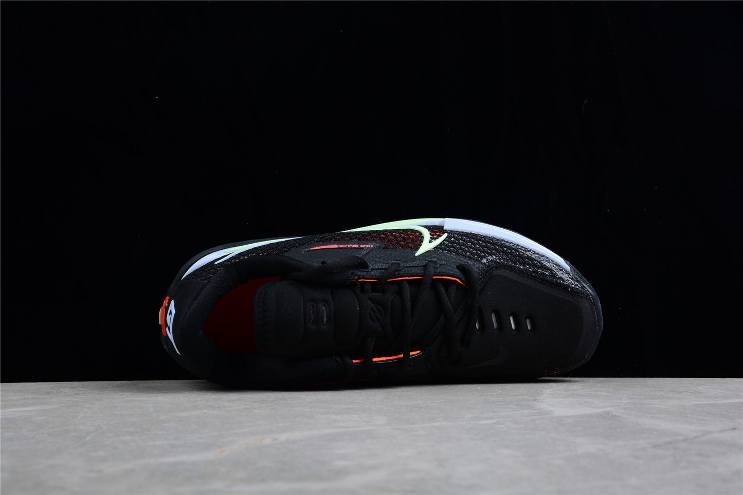 NK Air ZOOM GT CUT CZ0176-001