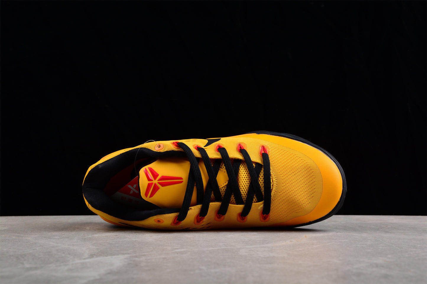 NK Zoom Kobe IX 646701-700