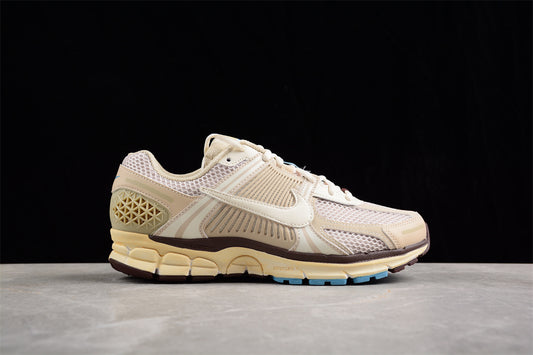 NK Zoom Vomero 5 SP FB8825-111