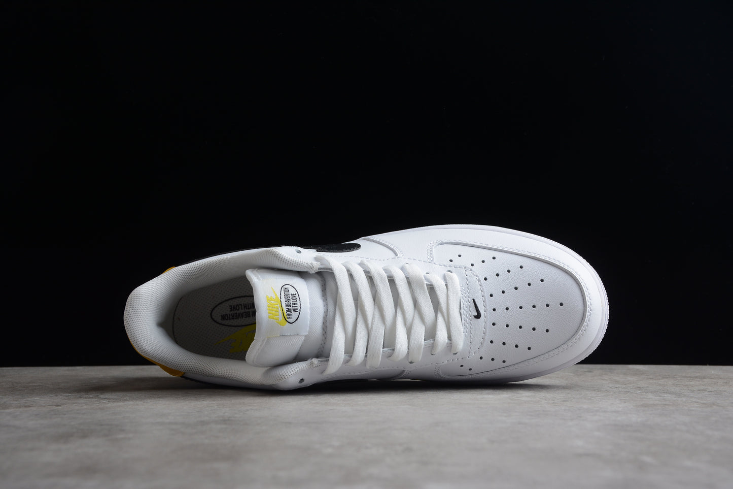 Nike Air Force 1'07 DM0118 100