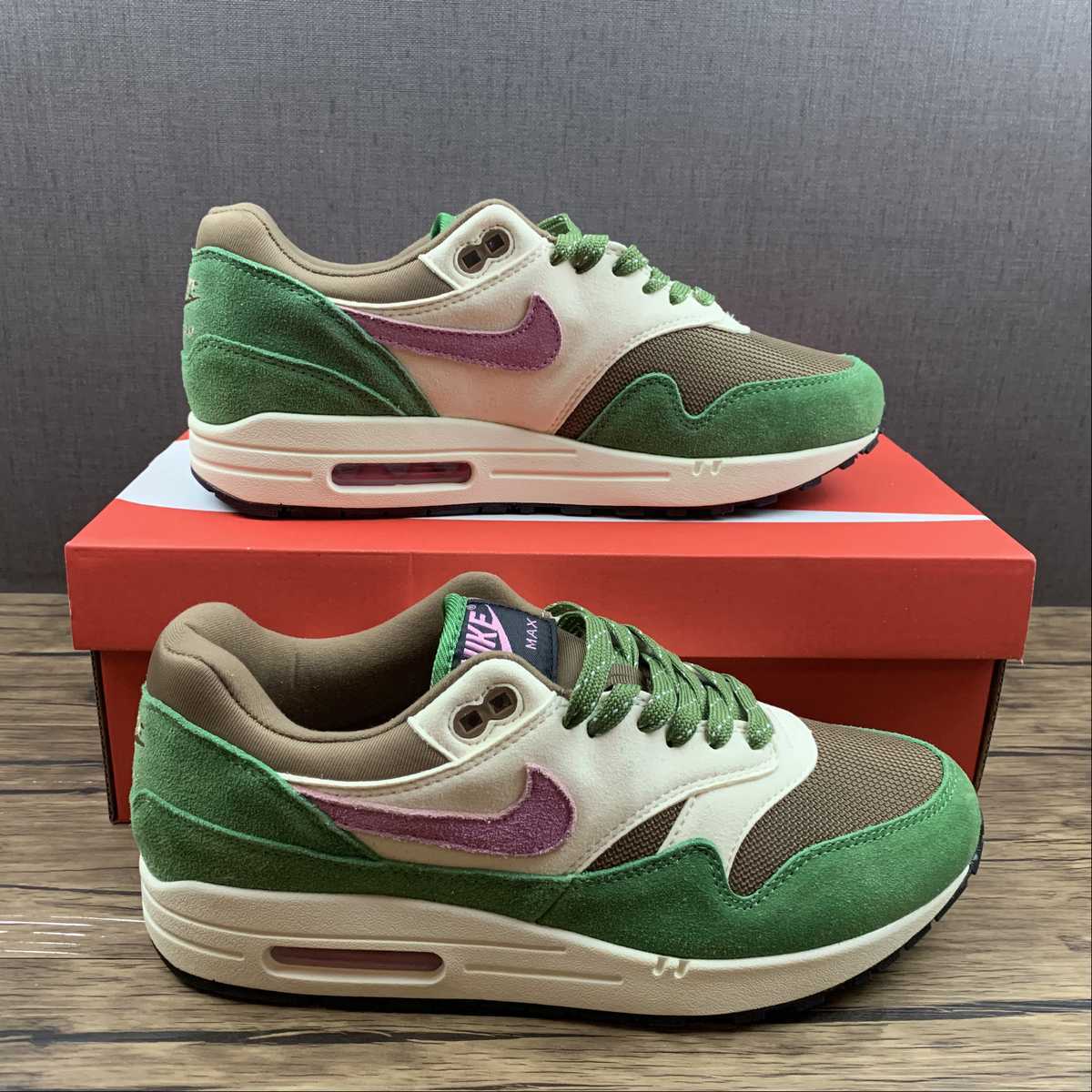 Nike Air Max 1 DR9773-300