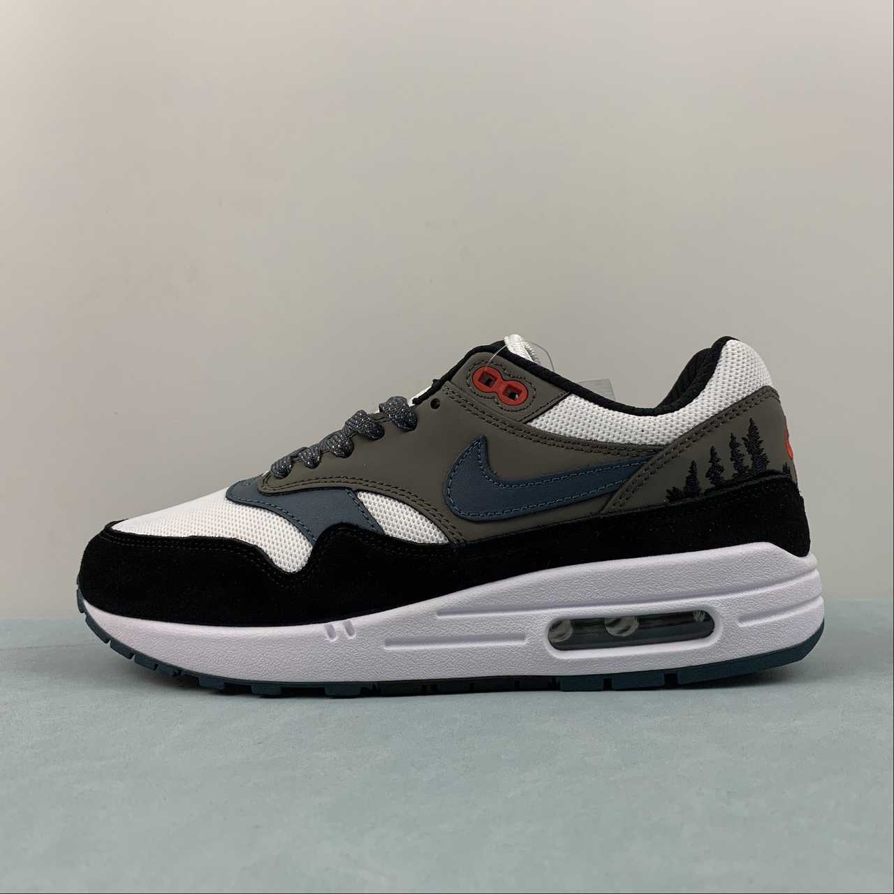 Nike Air Max 1 FJ0698-100