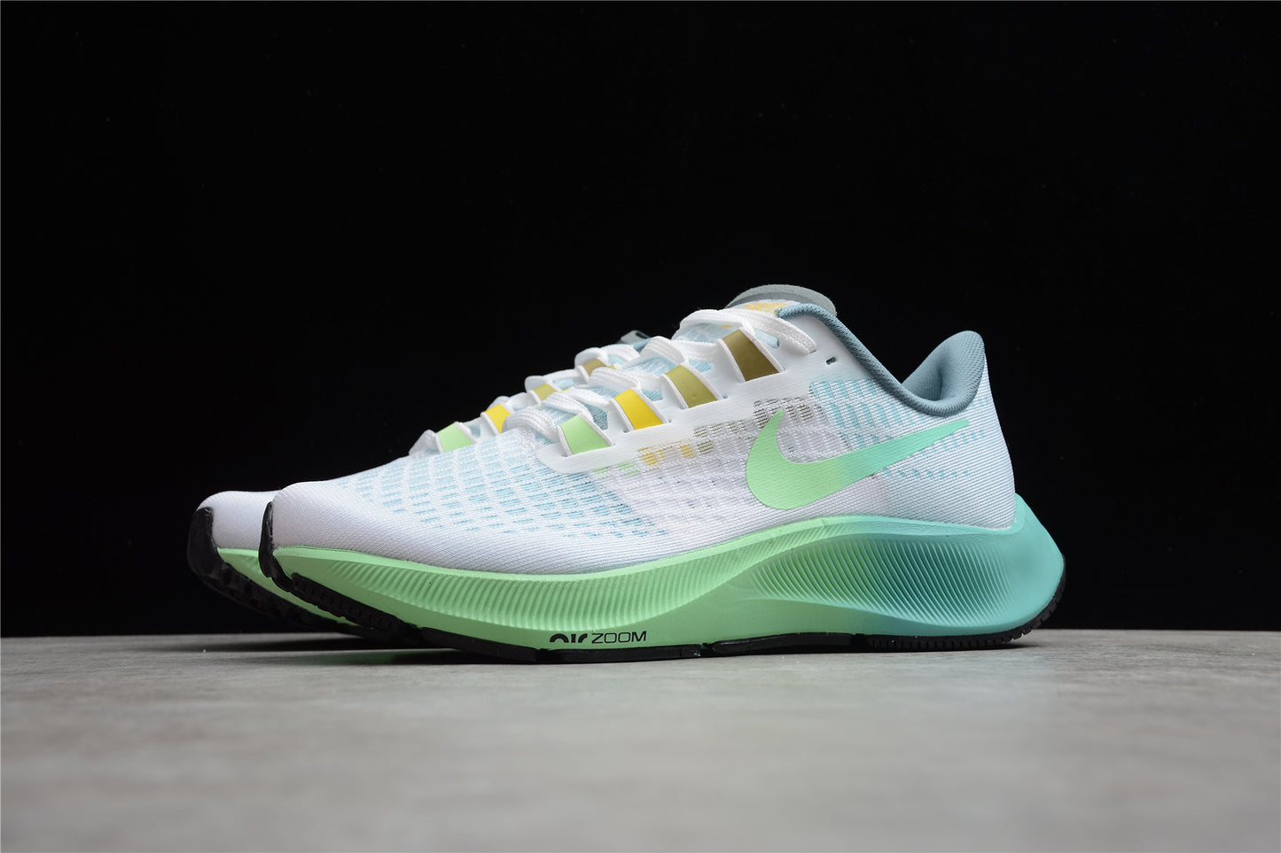 Nike Air Zoom Pegasus 37 – CZ8692-134