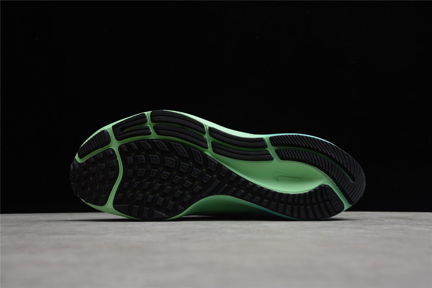 Nike Air Zoom Pegasus 37 – CZ8692-134