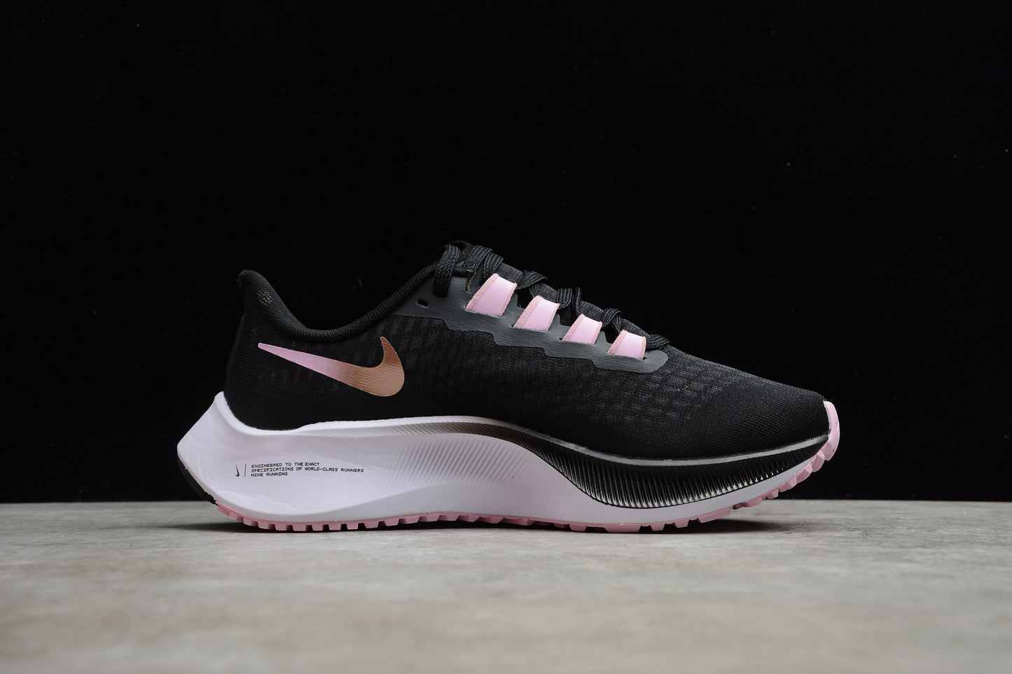 Nike Air Zoom Pegasus 37 – R18 BQ9647-007