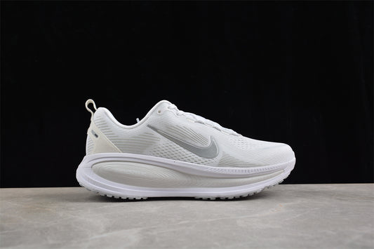 Nike Air Zoom Vomero 18 – HM6804-104
