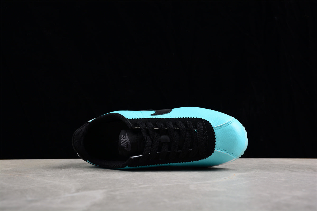 Nike Classic Cortez DZ1382-400