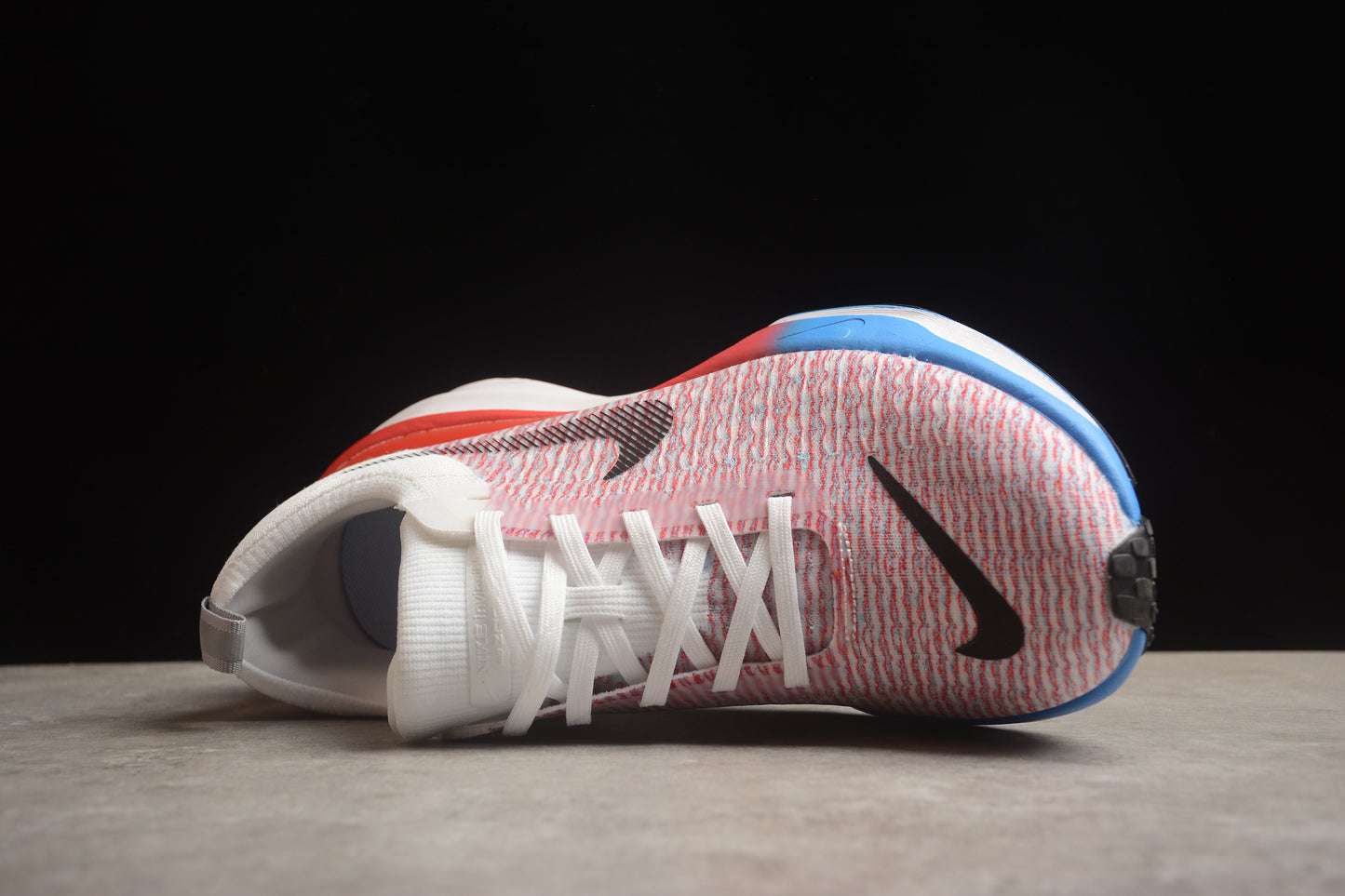 Nike ZoomX Invincible Run FK 3 – FJ3889-100