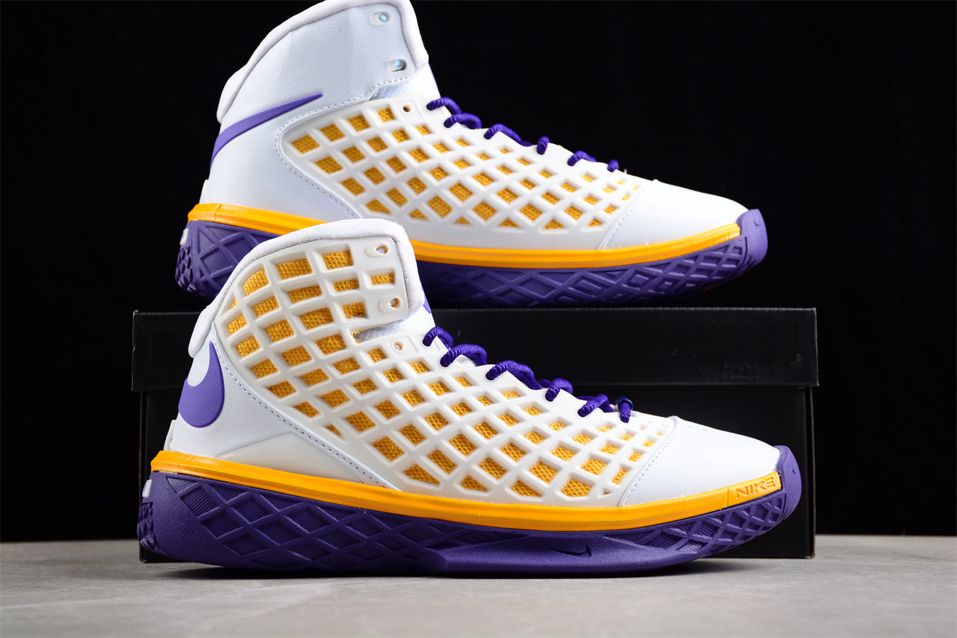Nike Zoom Kobe 3 (III) SL Protro “MVP” – 318050-191