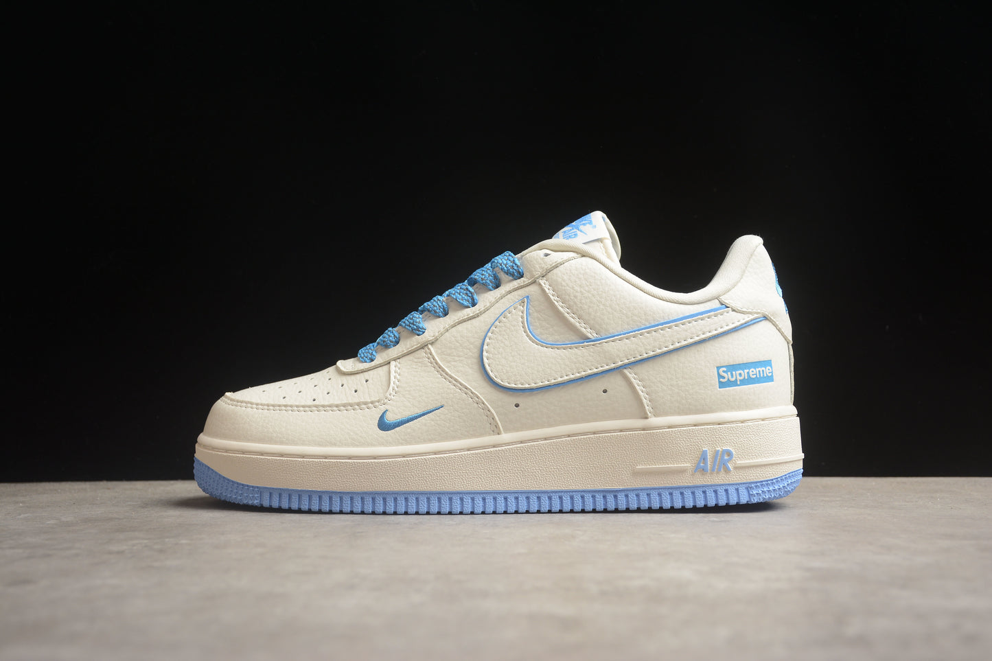 Nk Air Force 1'07 Low AE1686-111