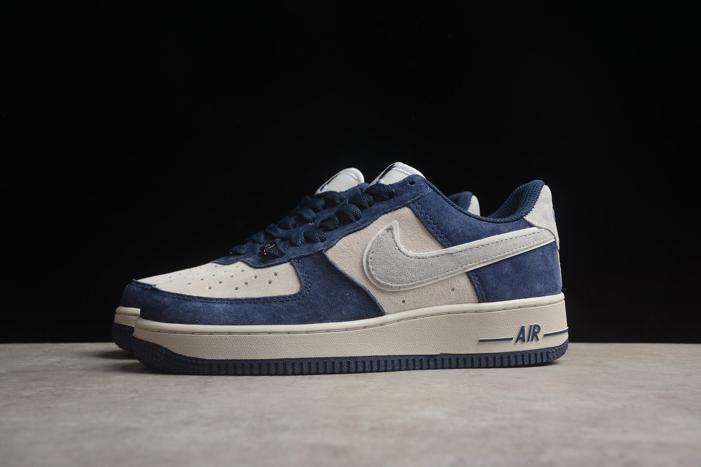 Nk Air Force 1'07 Low AV0383-228