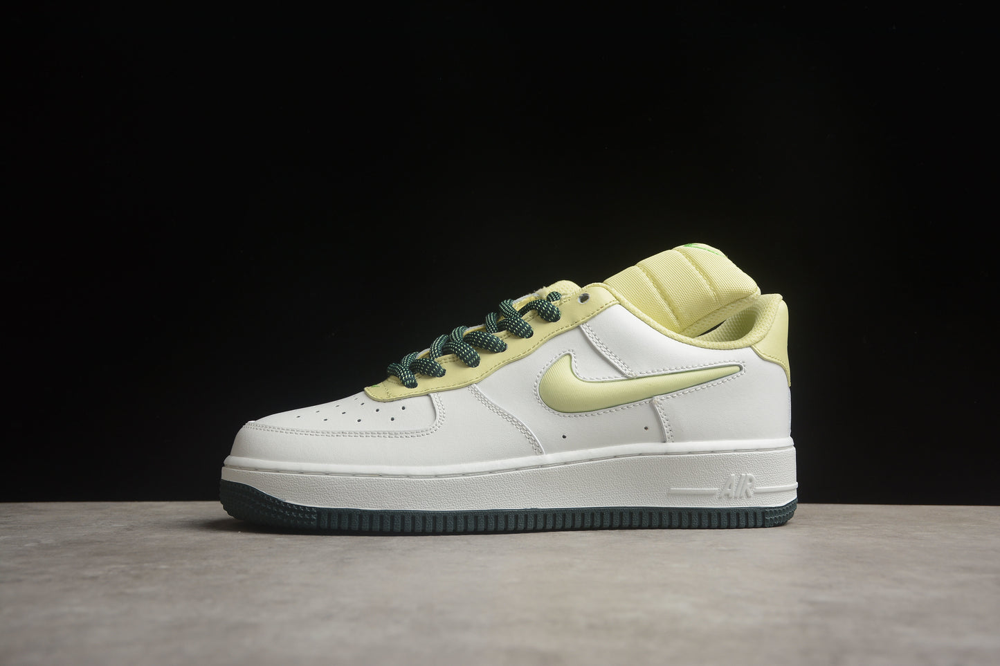Nk Air Force 1'07 Low "Big Tongue" FB7402-100