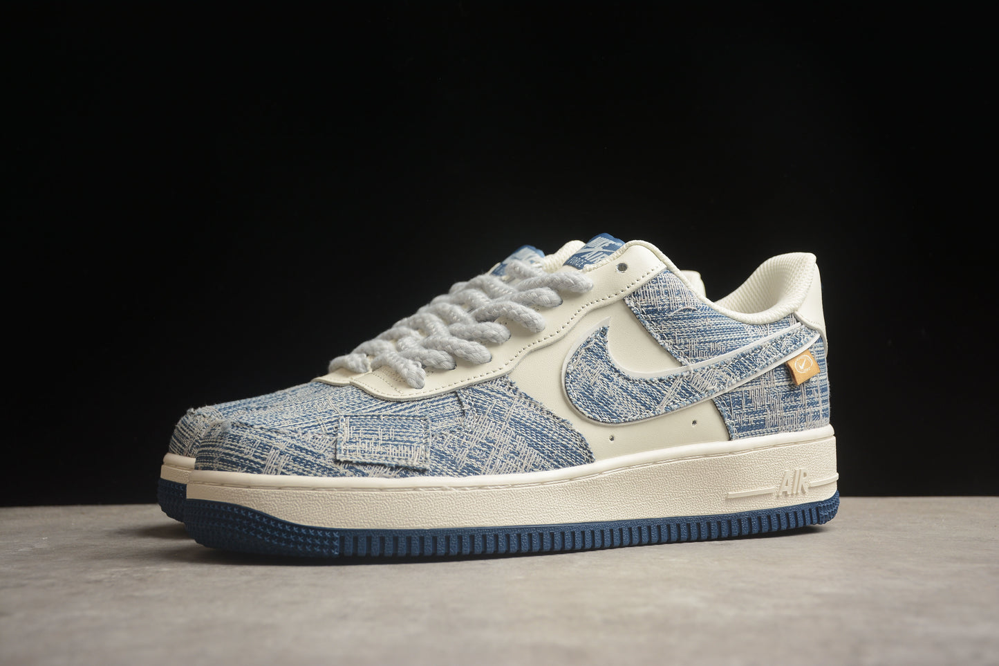 Nk Air Force 1'07 Low "Brushed Patch" FB0607-077