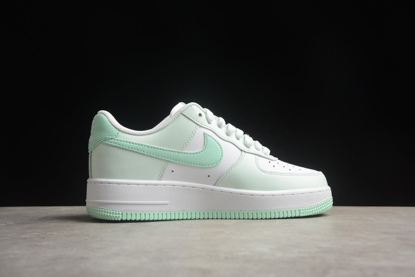 Nk Air Force 1'07 Low  FV5948-104