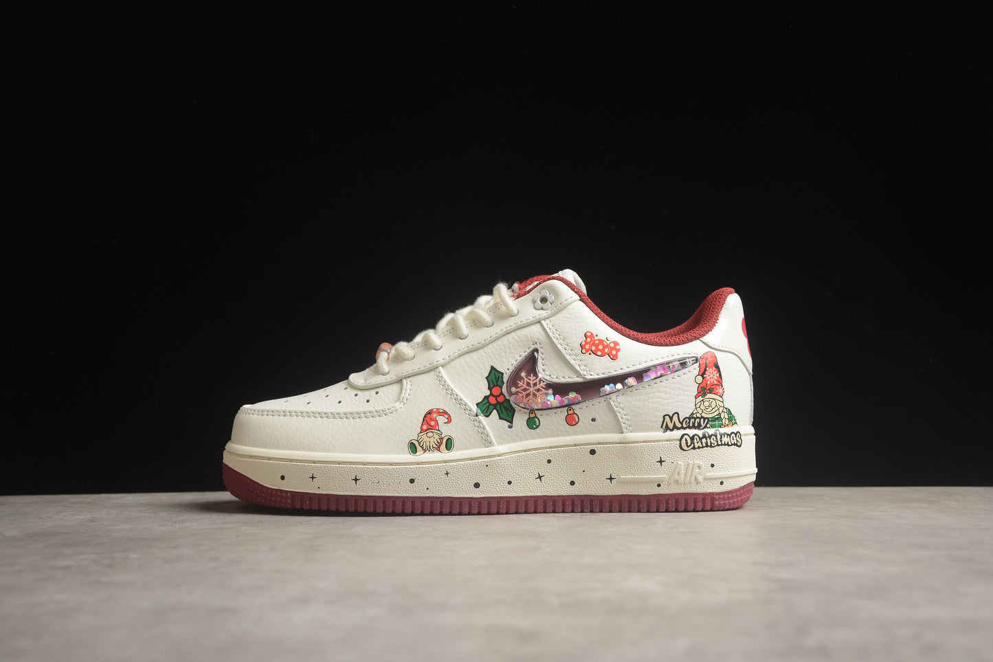 Nk Air Force 1'07 Low "Grandma Christmas" FZ5068-616