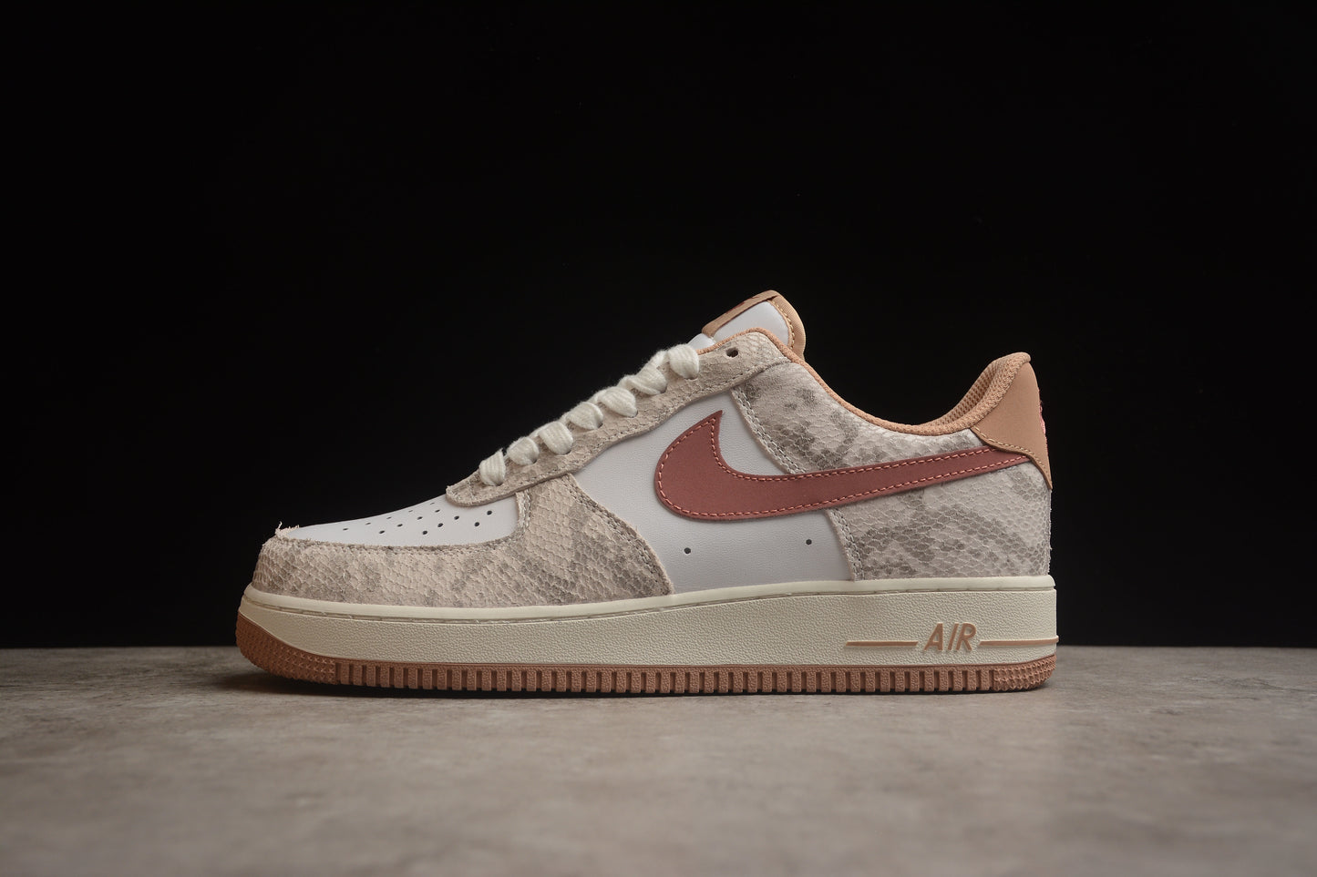 Nk Air Force 1'07 Low HF2898-100