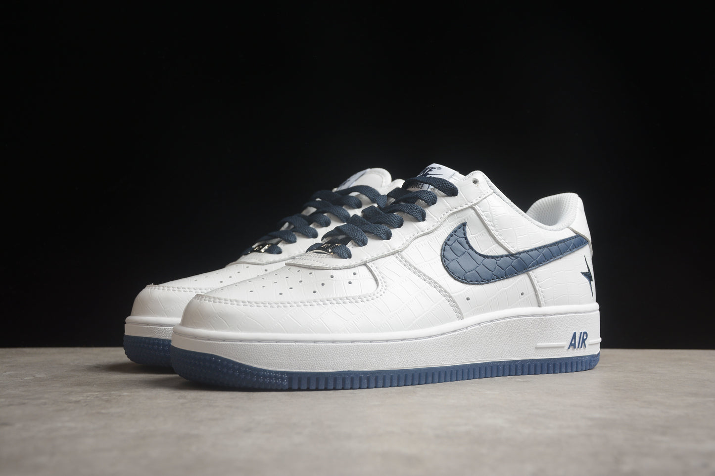 Nk Air Force 1'07 Low "Ladainian Tomlinson" DD0614-332