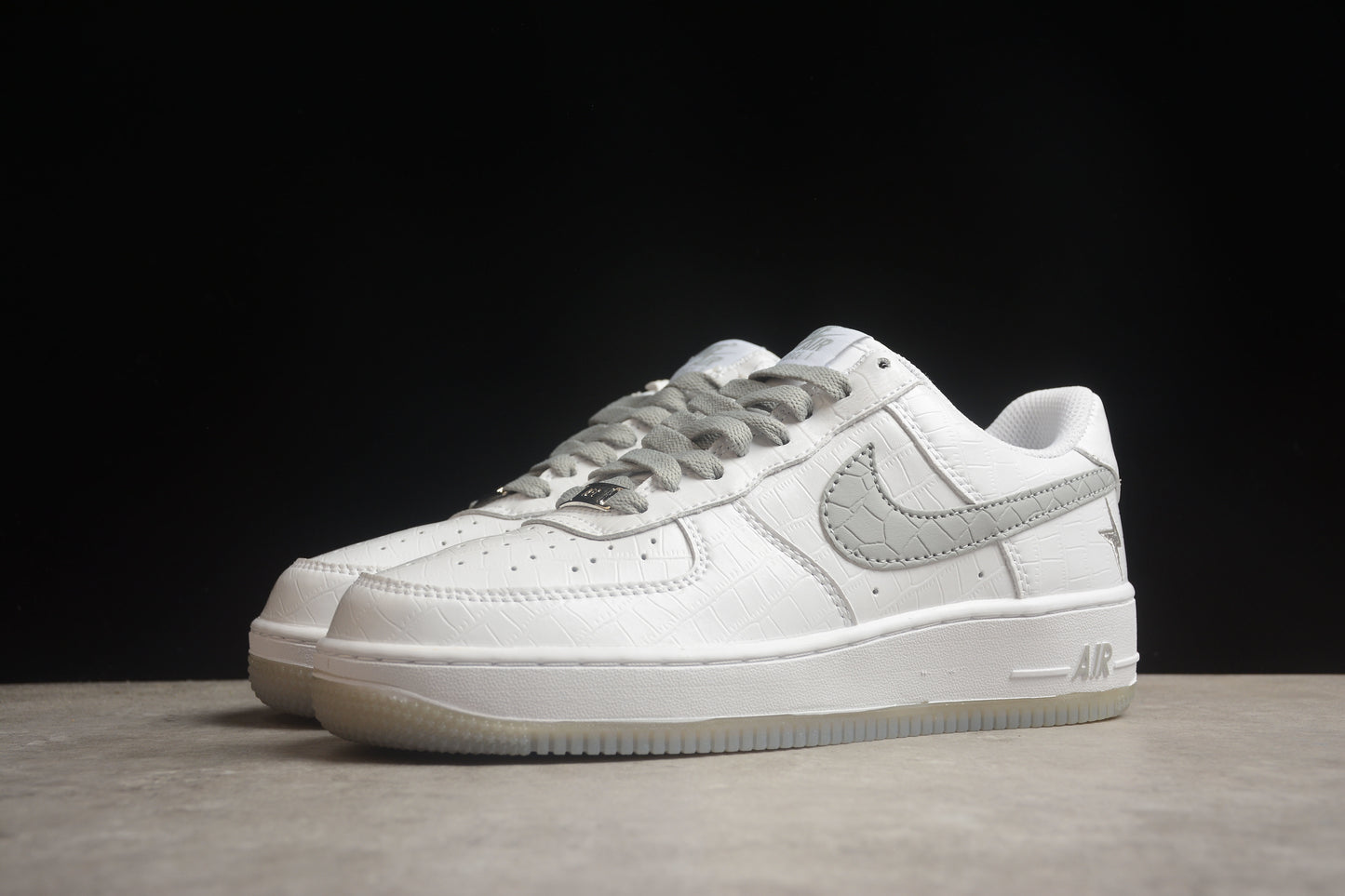 Nk Air Force 1'07 Low "Ladainian Tomlinson" DD0614-333