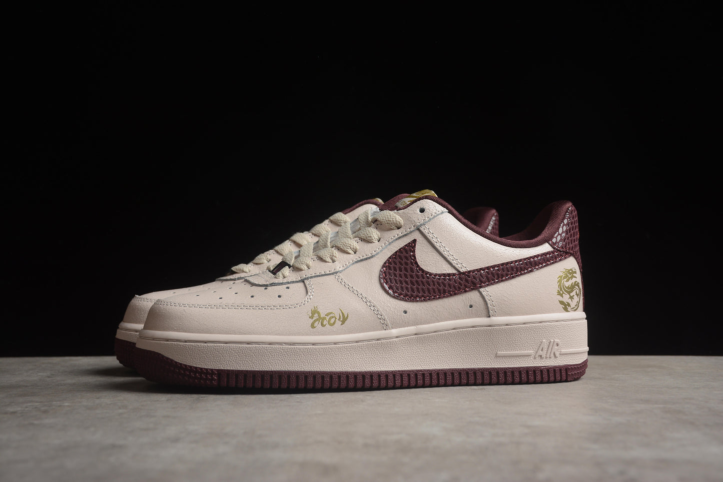 Nk Air Force 1'07 Low "Red Dragon Scale" XL2312-888