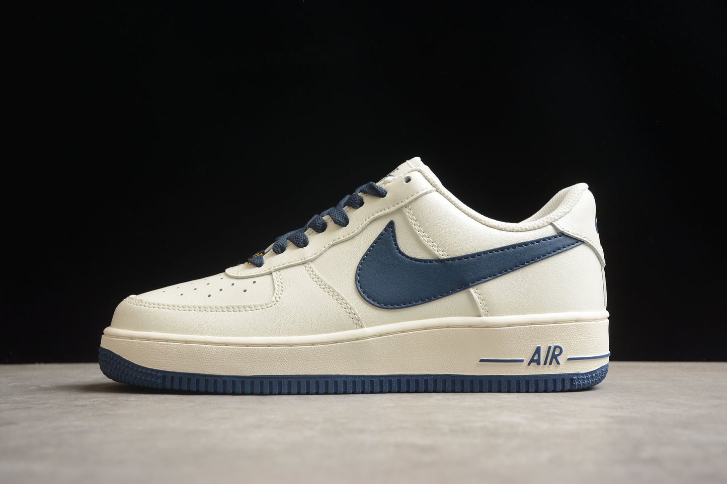 Nk Air Force 1'07 Low SP0758-030