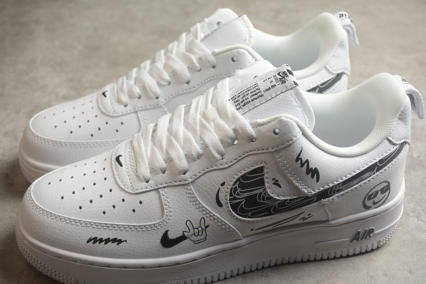 Nk Air Force 1'07 Low "Smiley Face" FB8971-020