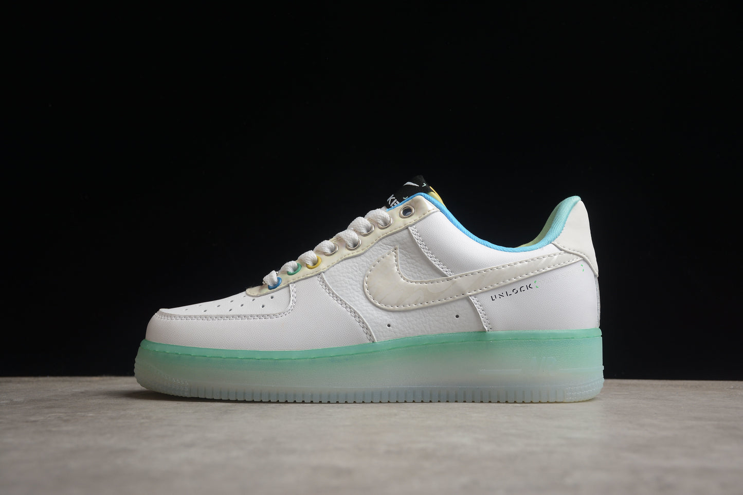 Nk Air Force 1'07 Low "Unlock YOUR SPACE" FJ7066-114