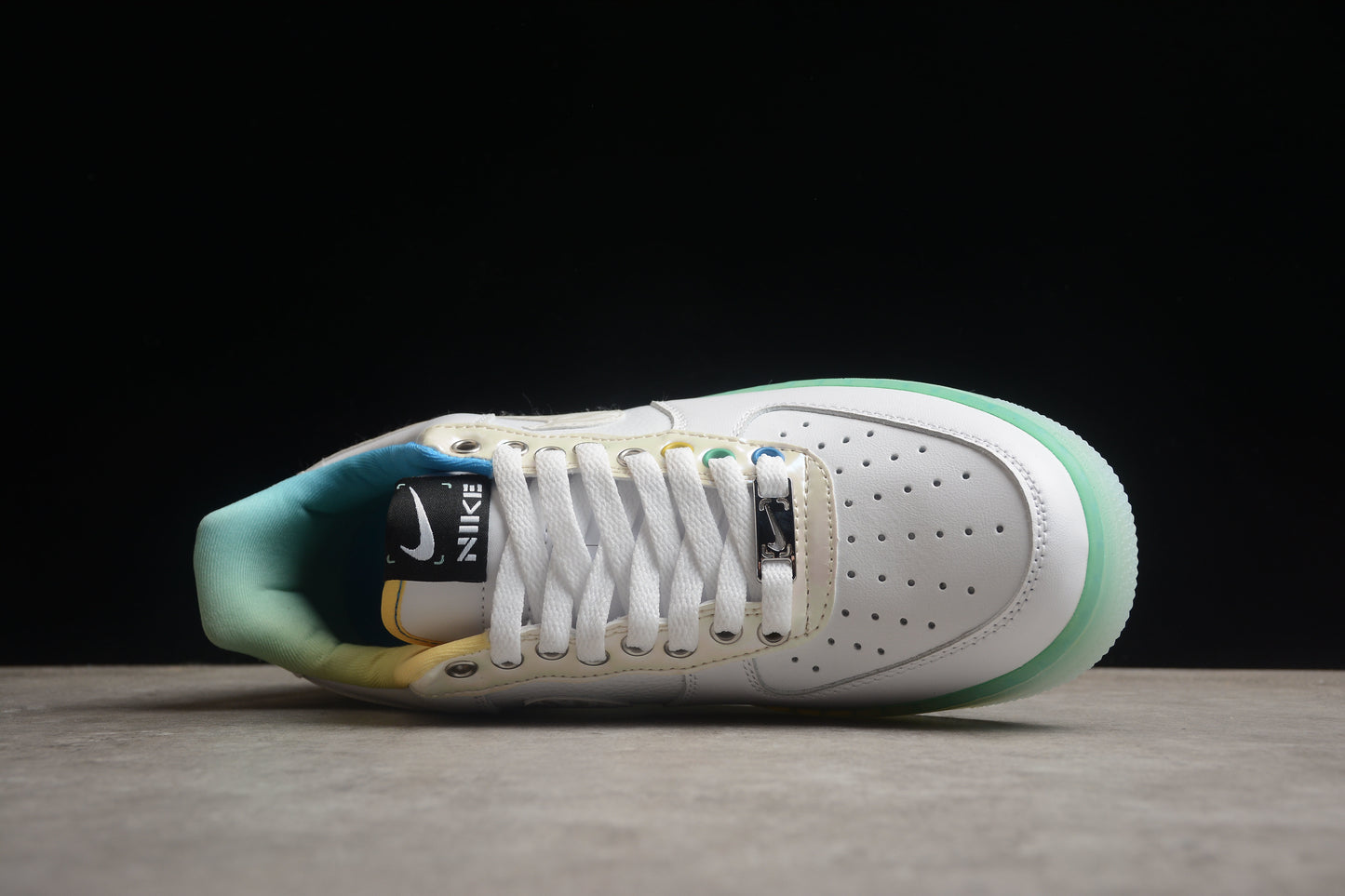 Nk Air Force 1'07 Low "Unlock YOUR SPACE" FJ7066-114