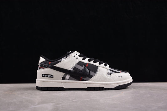Nk SB Dunk Low Supreme  SP1098-071