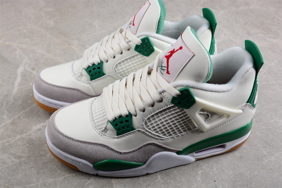 Nk SB x Air Jordan 4 "Pine Green" AJ4 DR5415-103