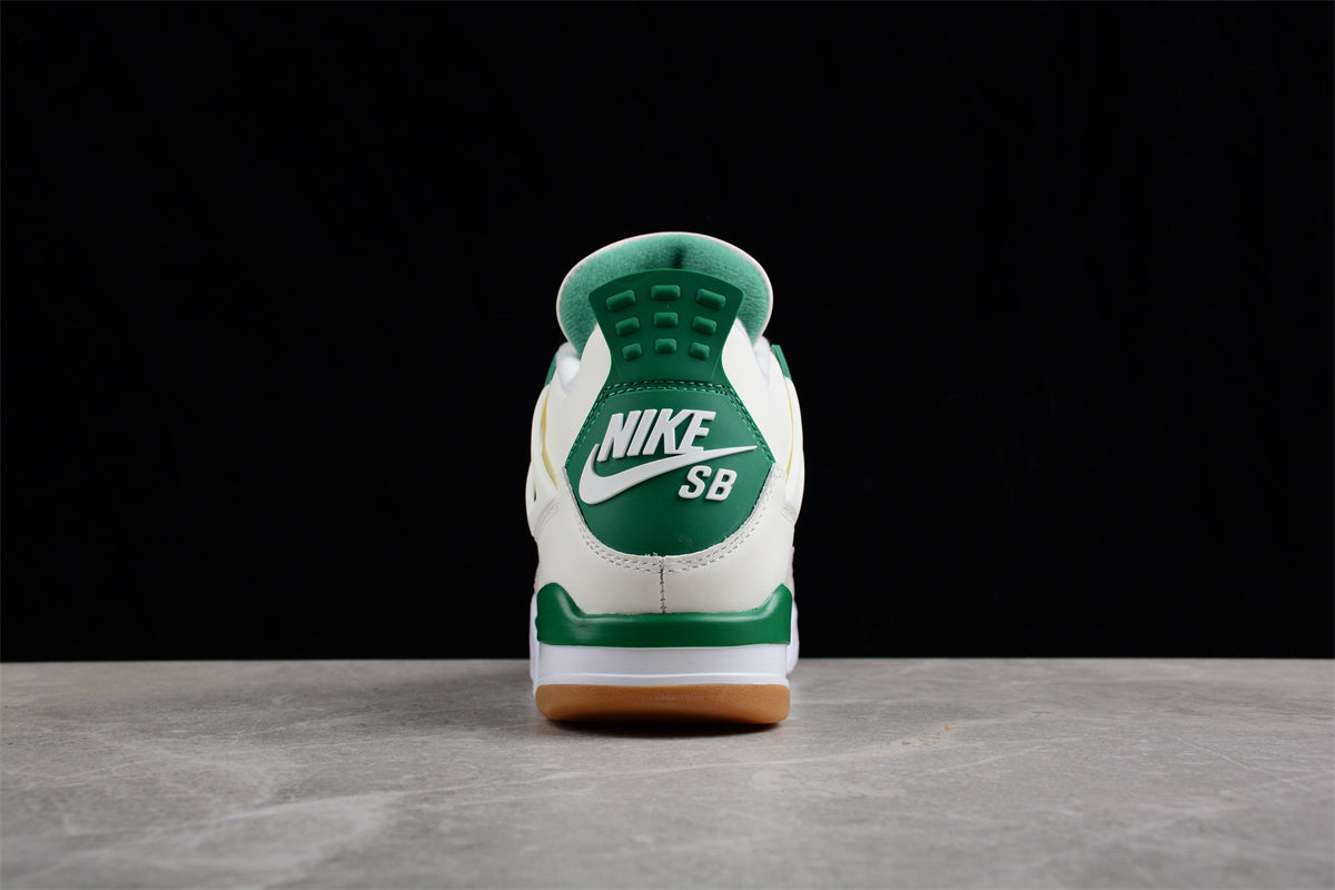 Nk SB x Air Jordan 4 "Pine Green" AJ4 DR5415-103