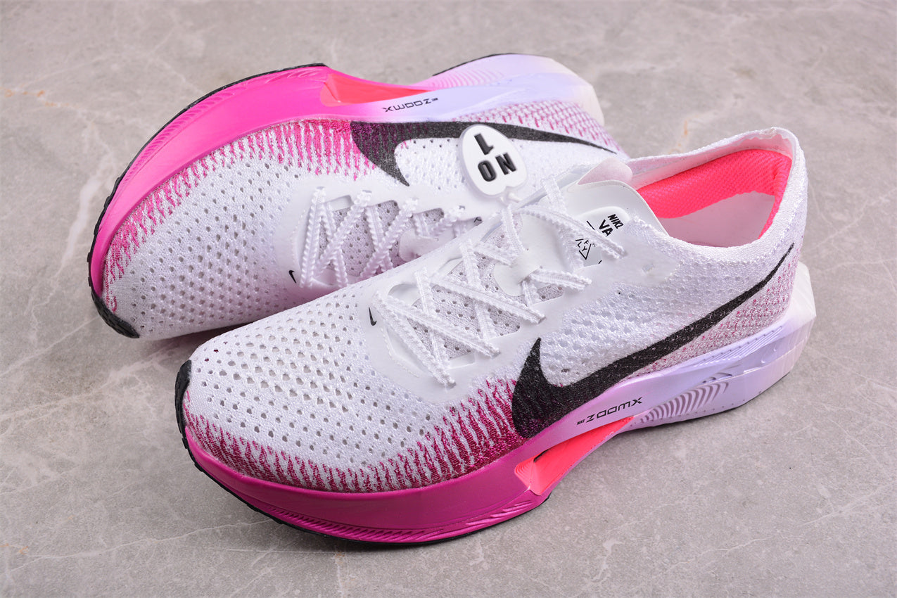 Nk ZoomX Vaporfly NEXT% 3 – DV4129-104