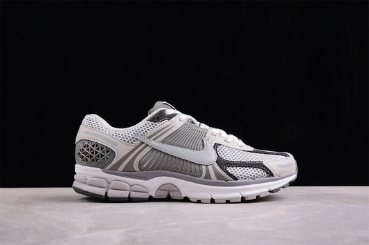 Nk Zoom Vomero 5 SP FD0791-012