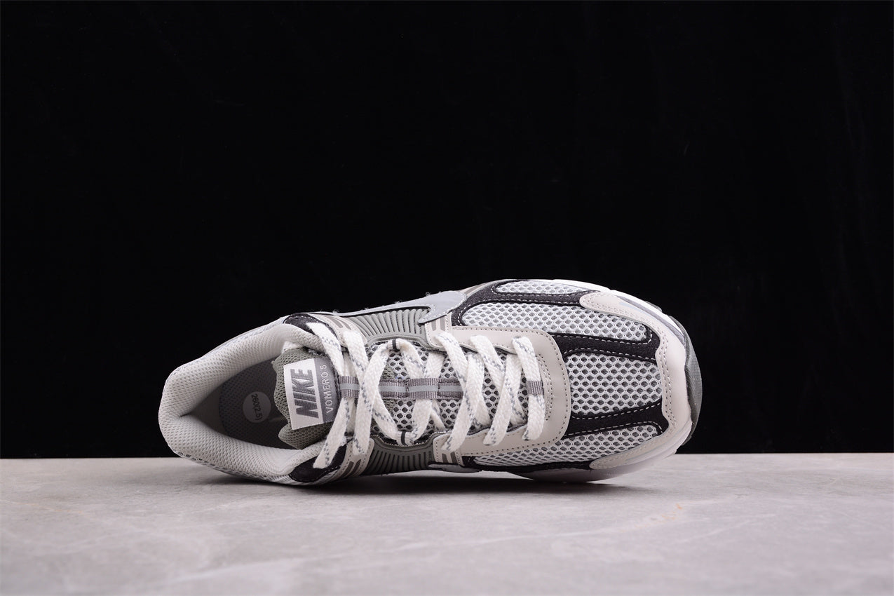Nk Zoom Vomero 5 SP FD0791-012