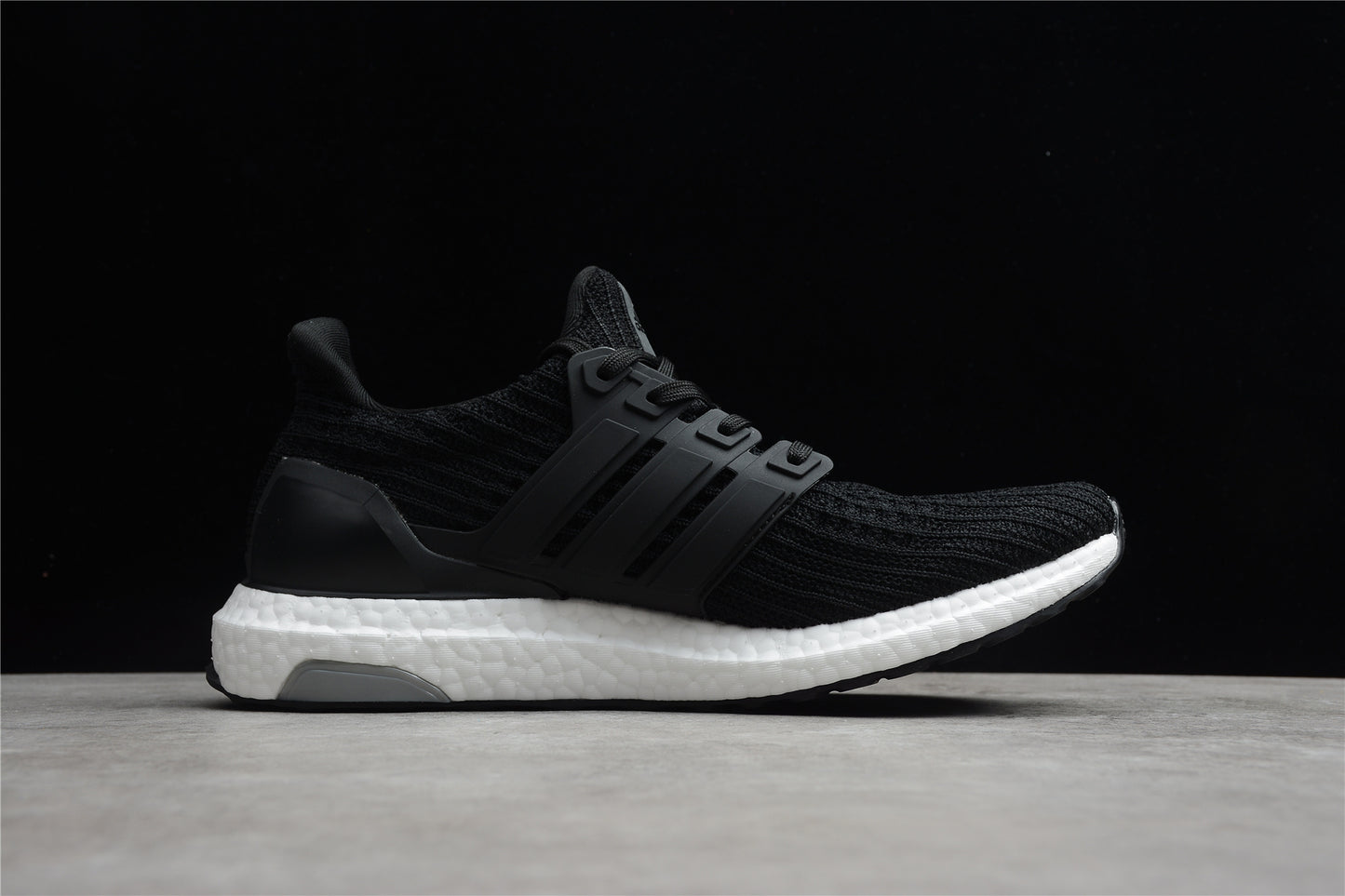R17 Ultrea Boost BB6266