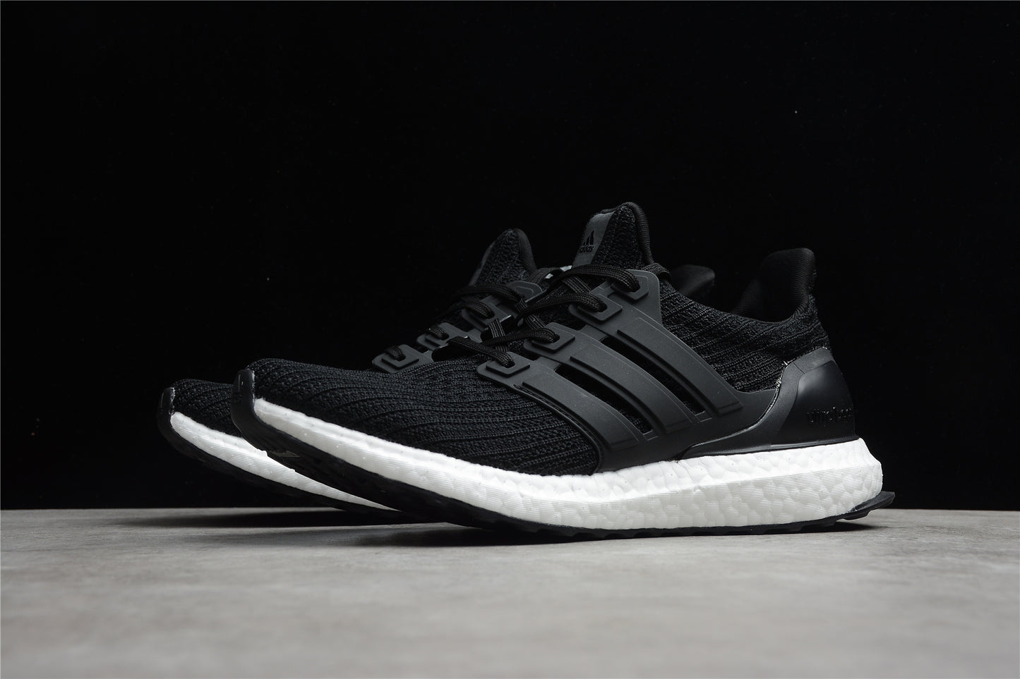 R17 Ultrea Boost BB6266