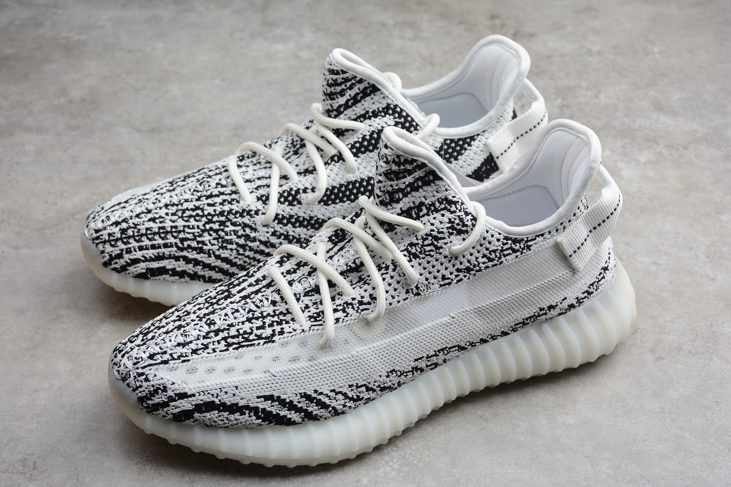R17 Yeezy Boost 350 Black White Leopard EG7961