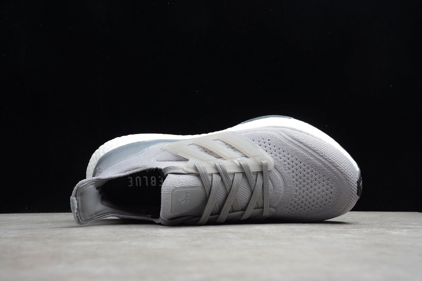 R18-24 UB 21 FY0381