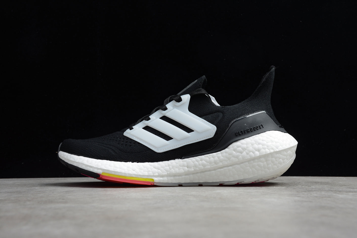 R18 UltraBoost 21 FY0356
