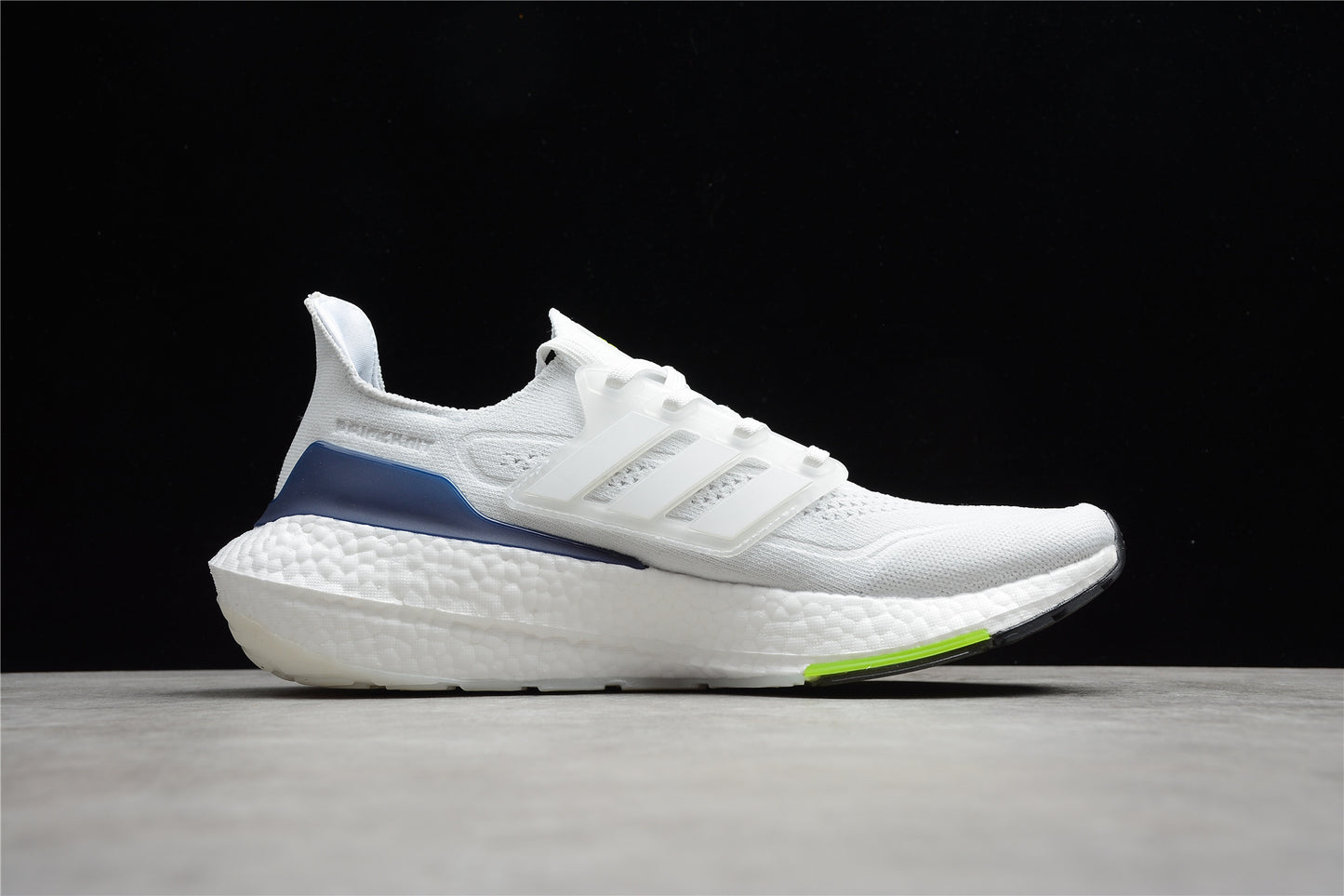 R18 UltraBoost 21 UB21  FY0371