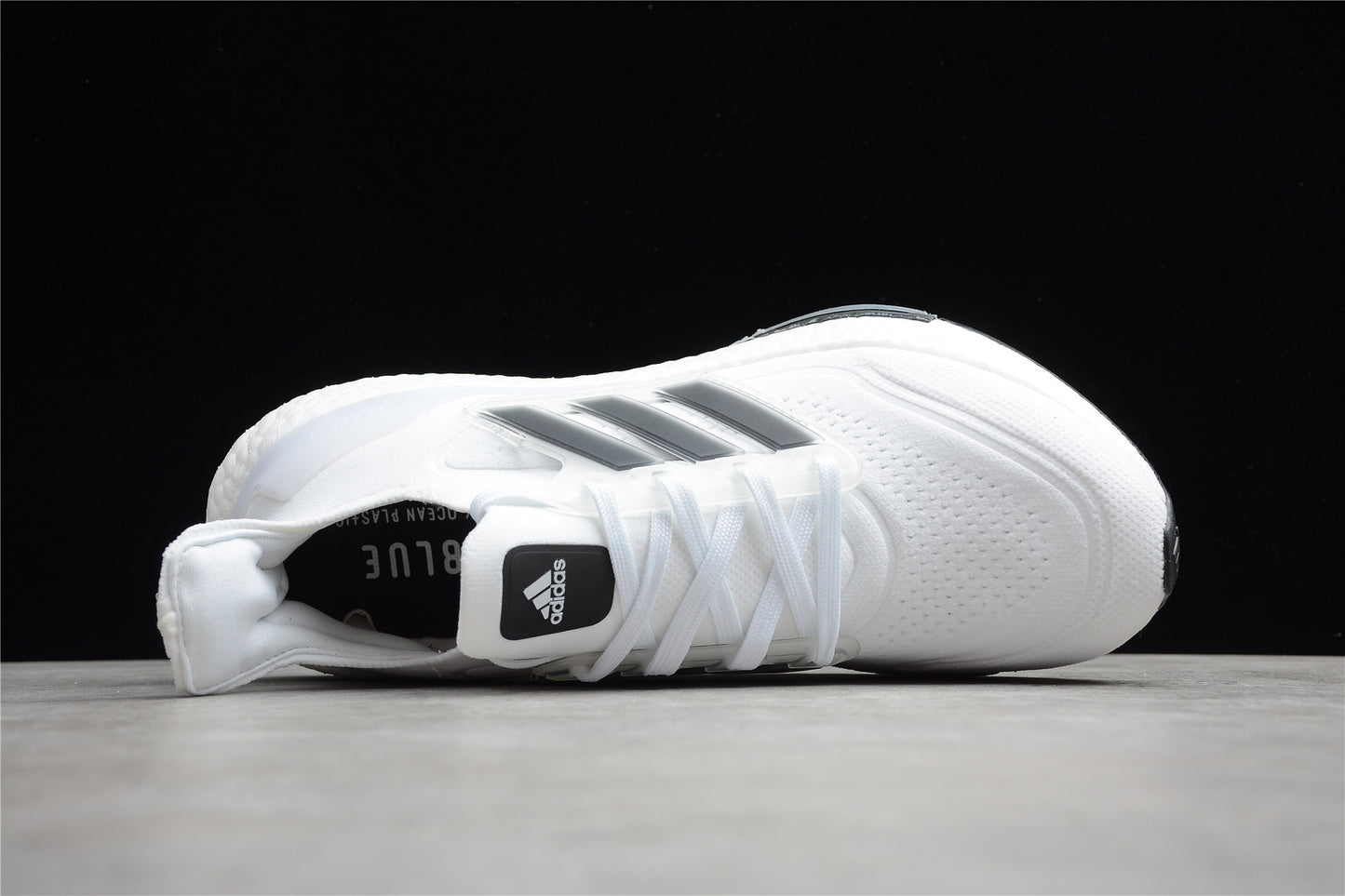 R18 UltraBoost 21 UB21 FY0837