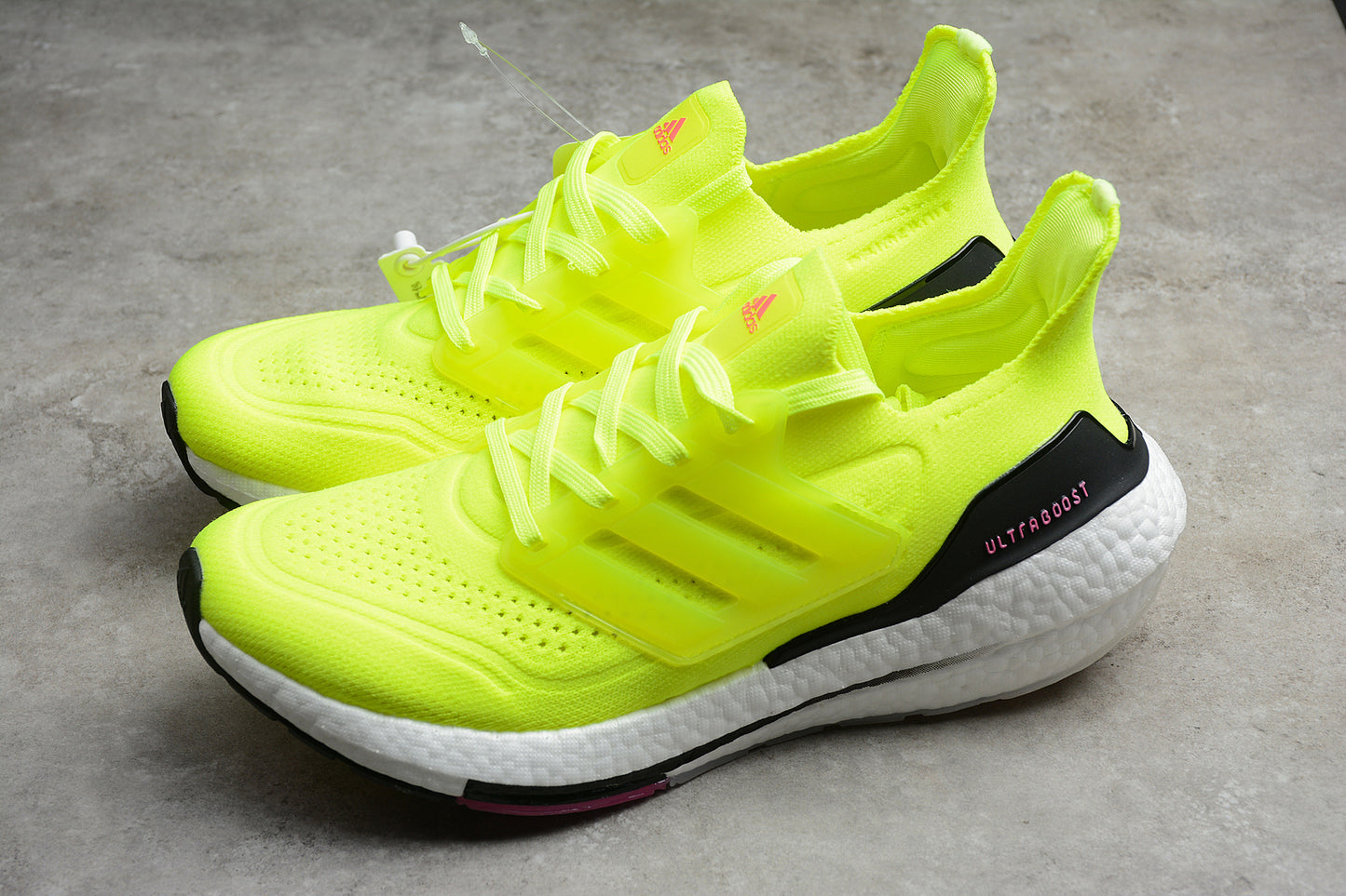 R18 Ultra Boost 21 FV0547