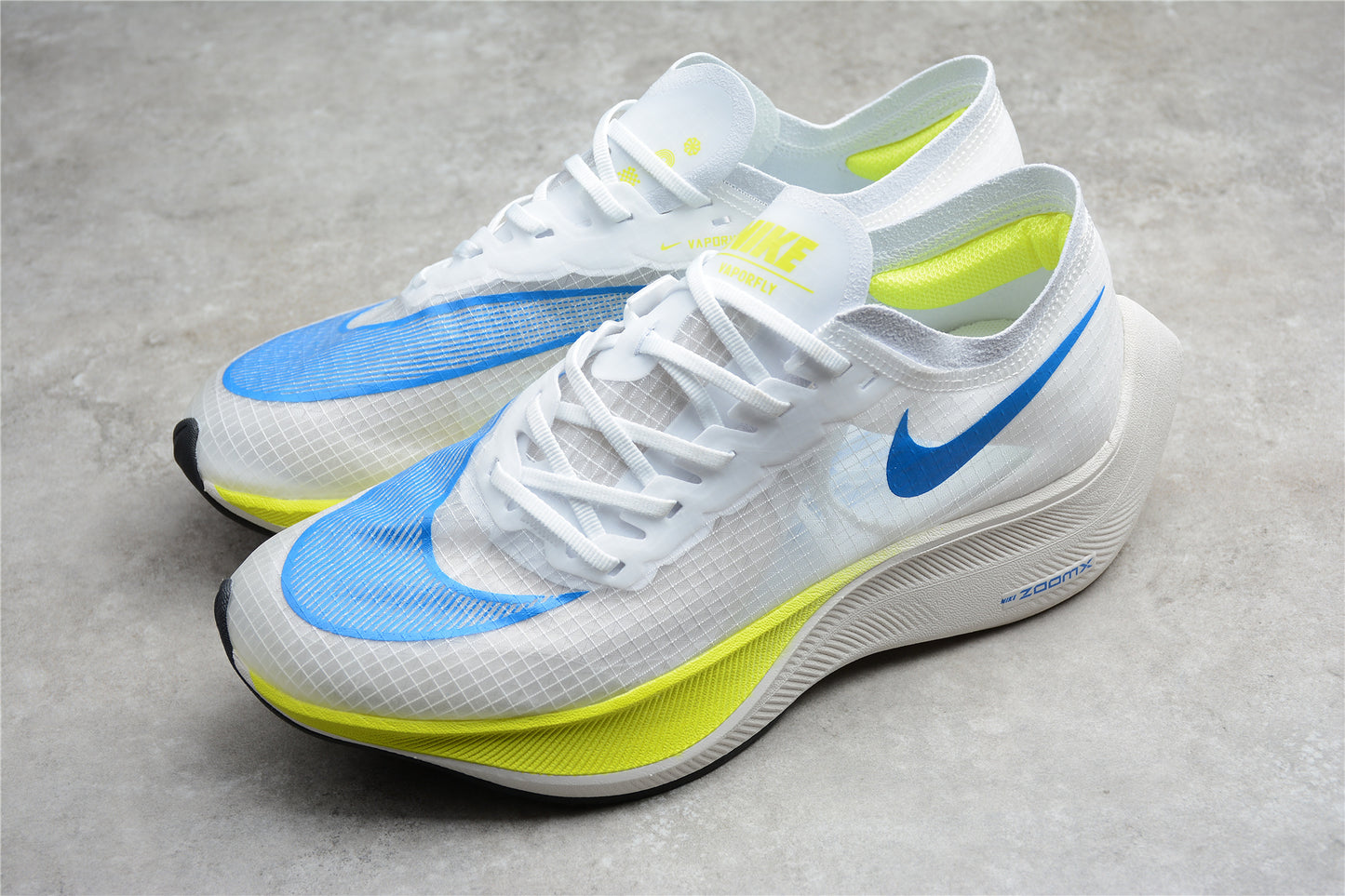 R18 ZOOMX VAPORFLY NEXT AO4568-103 (40-45)