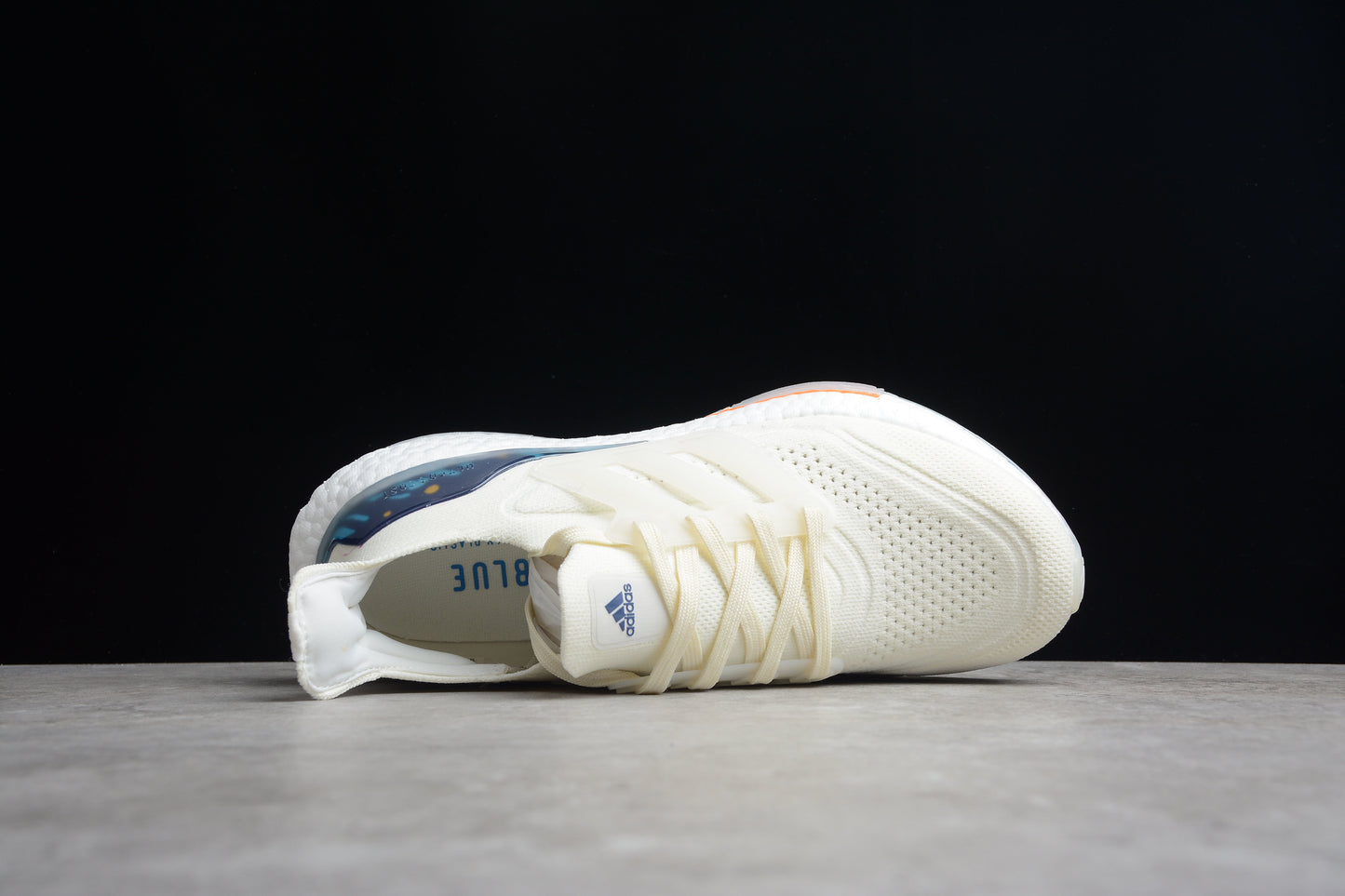 R20 adidas Ultraboost 21 7.0 GX8532