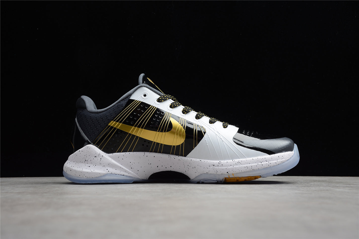 R24-29 Nike Kobe 5 Protro “Big Stage” – CD0824-127