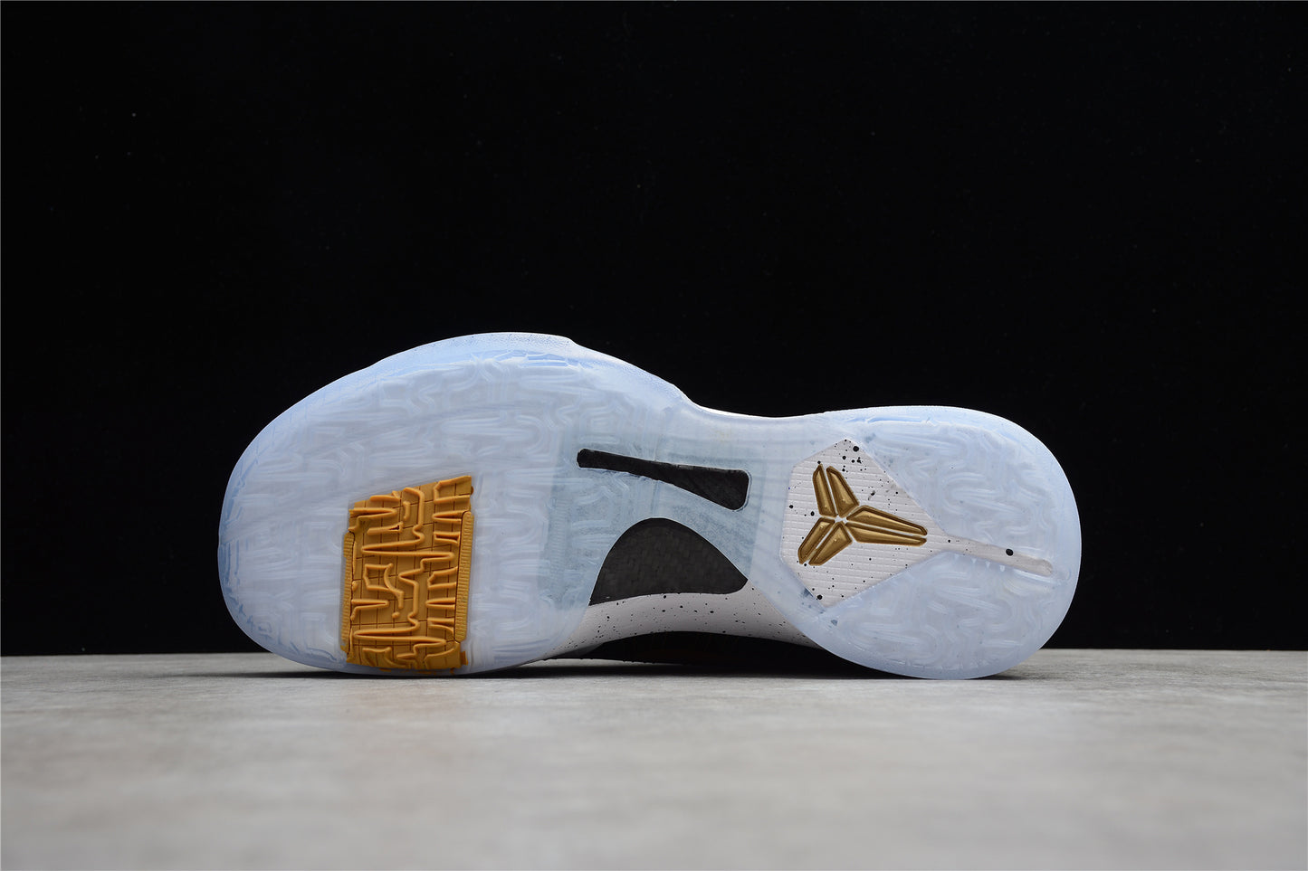 R24-29 Nike Kobe 5 Protro “Big Stage” – CD0824-127