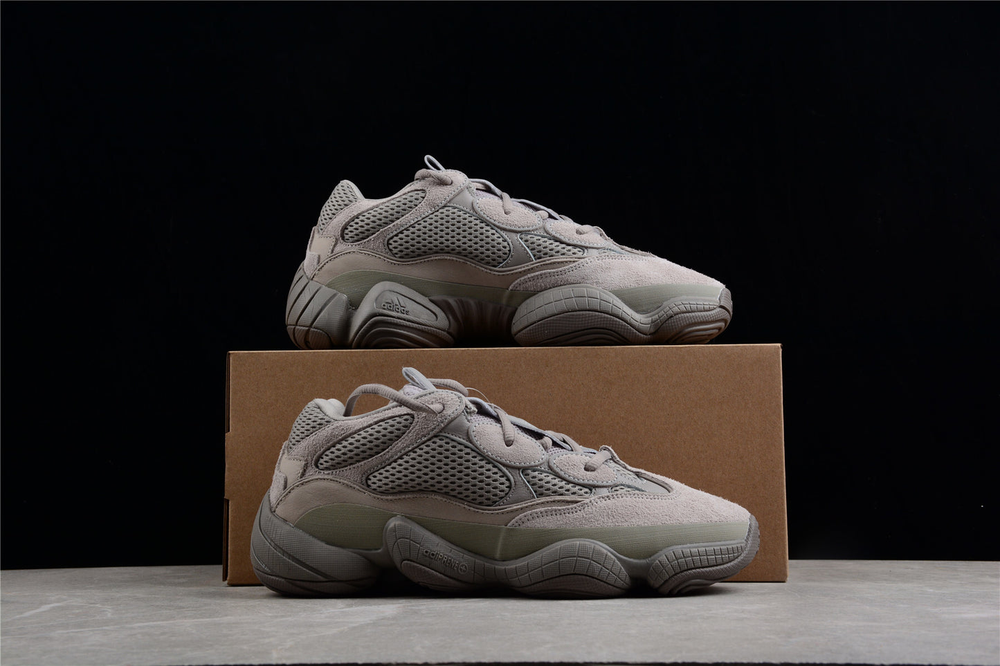 R24-32 Adidas Yeezy 500 Taupe Light GX3607